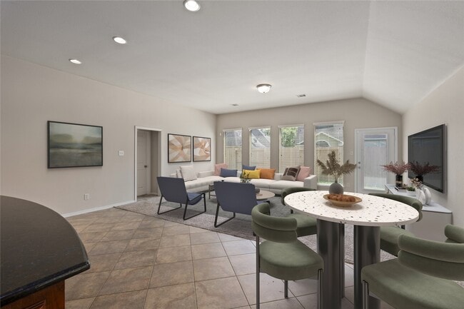 Building Photo - 4423 Long Creek Dr