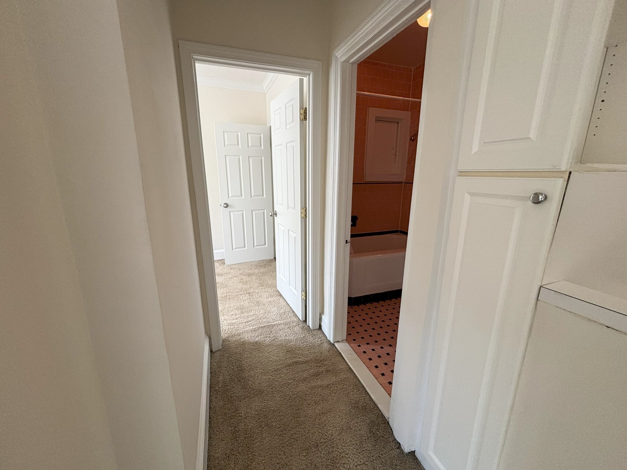 Building Photo - 1247 Beacon St