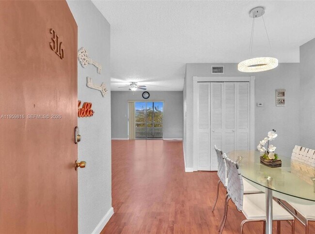 Building Photo - 4731 NW 10th Ct