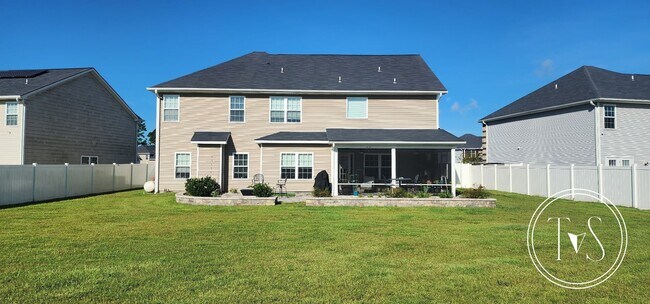 Building Photo - 983 Oak Crest Dr