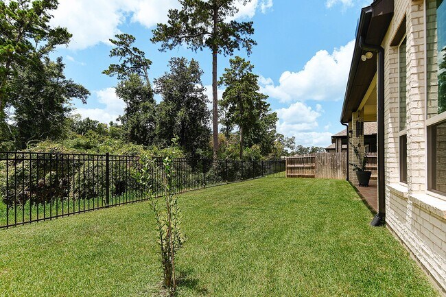 Building Photo - 1137 Stillwater Pond Dr