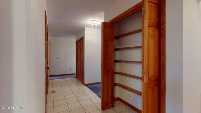 Building Photo - 1236 Rays Bridge Rd