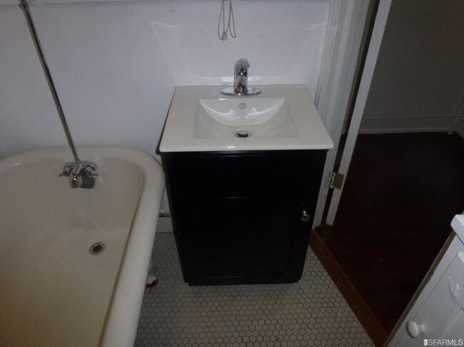 Building Photo - 1086 Post St