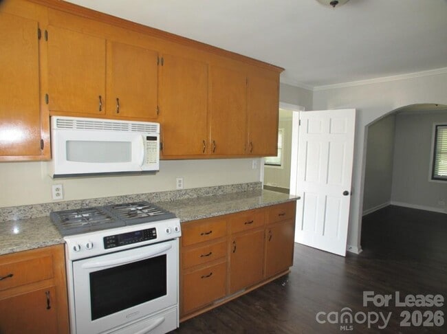 Building Photo - 6561 Morehead Rd