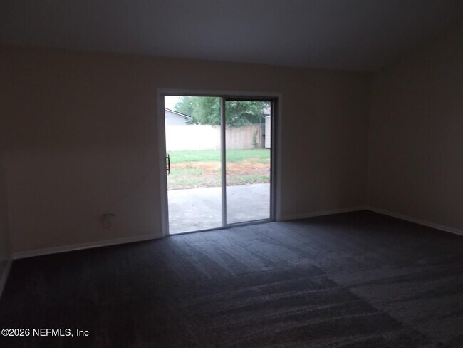 Building Photo - 126 Vanderford Rd N