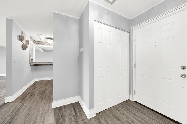 Building Photo - 2300 Beau Monde Terrace