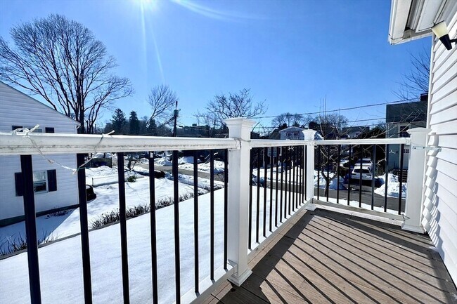 Building Photo - 10 Marrigan St