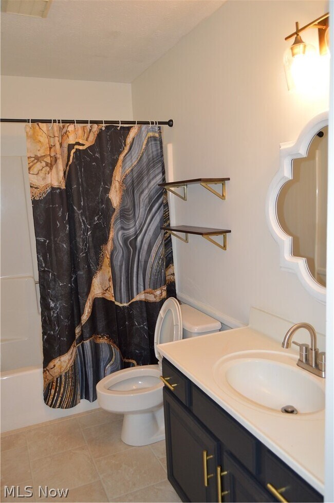 Building Photo - 1306 Fox Run Ct