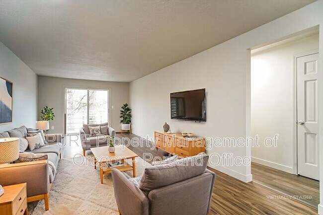 Building Photo - Burnside Manor
