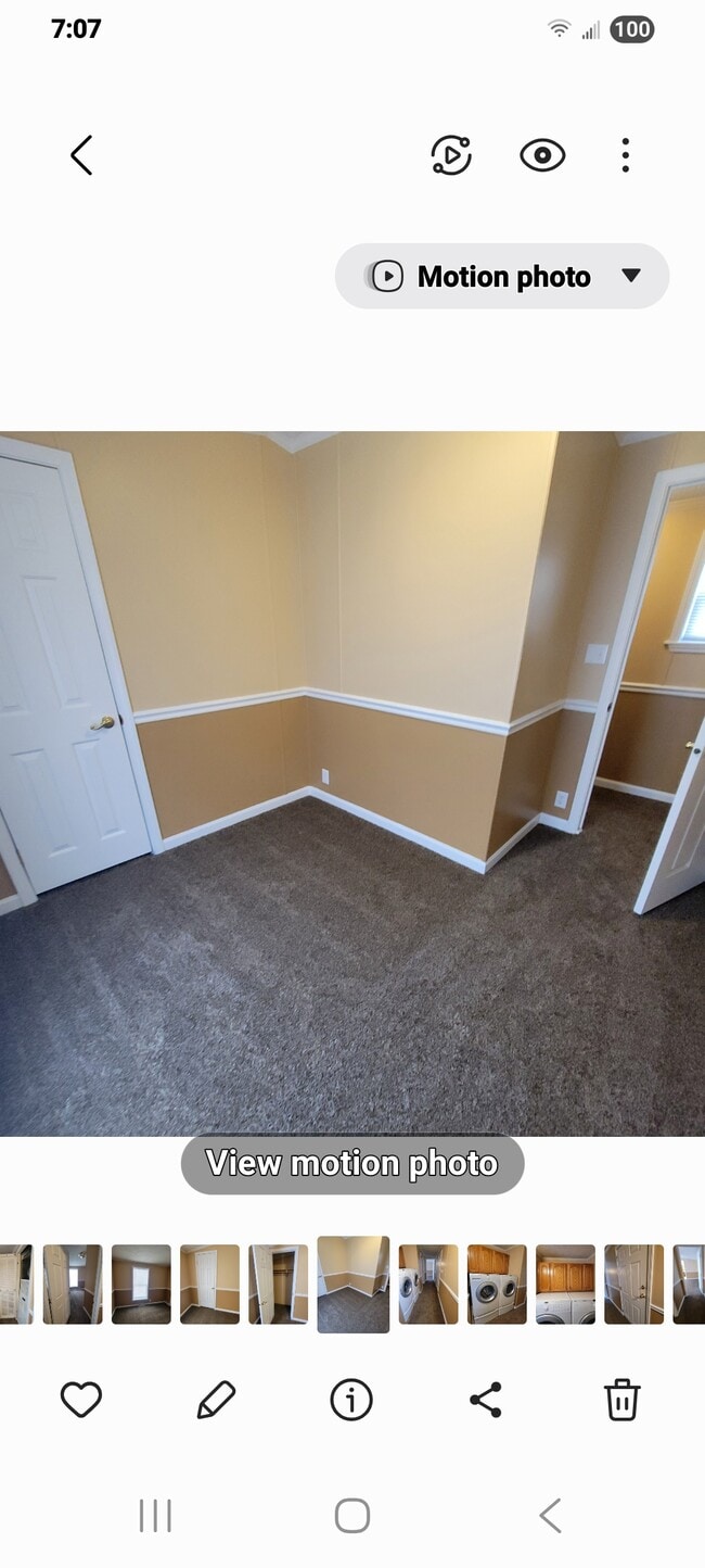 Building Photo - 3033-3012 12th Ave