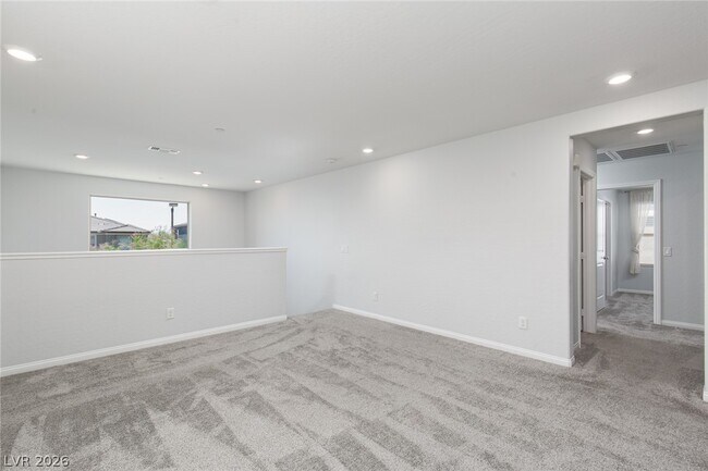Building Photo - 12586 Huckleberry Oak Ave