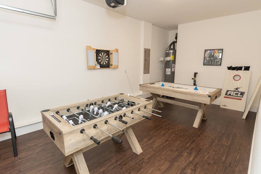 Building Photo - 1122 N Alexander St