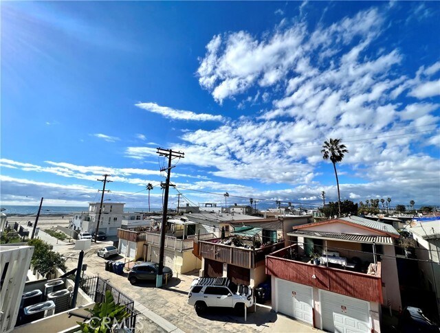 Building Photo - 7301 Vista Del Mar Vis