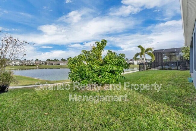 Building Photo - 15155 Mayberry Dr
