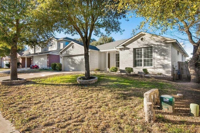 Building Photo - 3310 Blue Ridge Dr