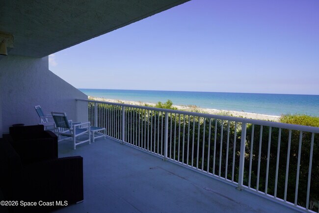 Building Photo - 1555 N Hwy A1A