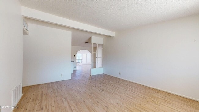 Building Photo - 4553 Skylark Way