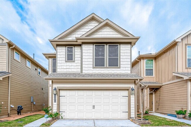 Primary Photo - 3226 Longleaf Meadows Dr