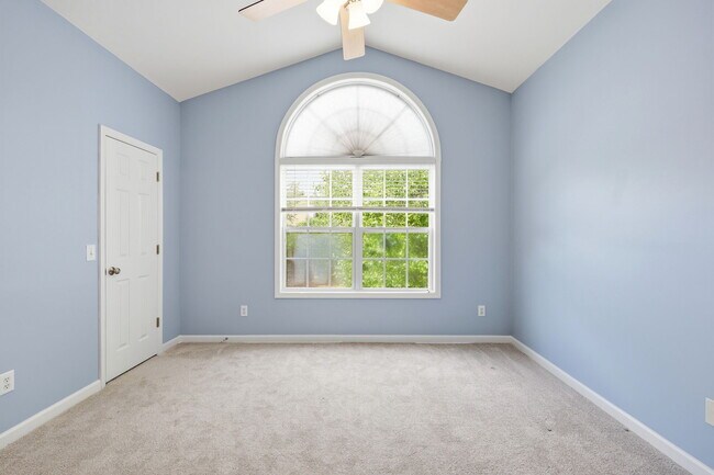 Building Photo - 1224 Claret Ln