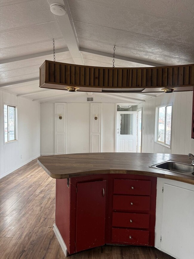 Building Photo - SALINA RENTALS - TRLR #6