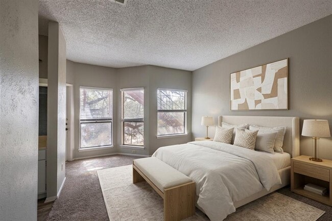 Building Photo - 5305 Indio Cove