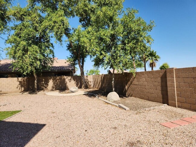 Building Photo - 15338 N 148th Ct