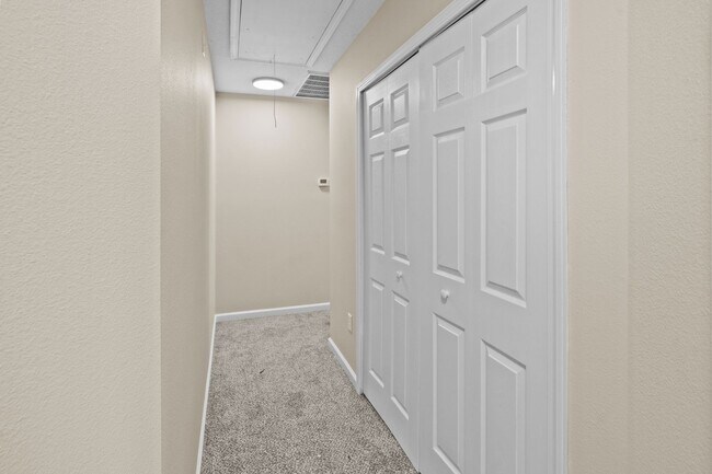 Building Photo - 45 Canyon Oak Loop