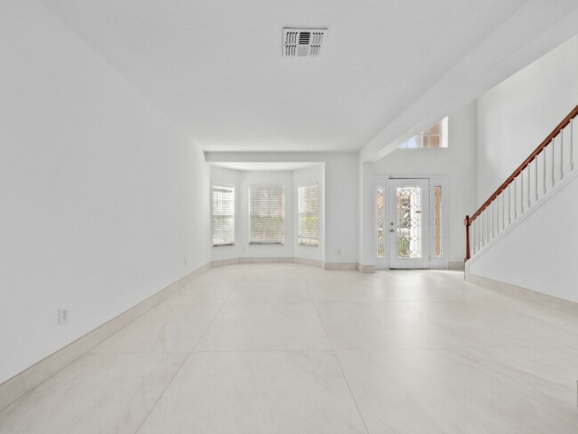 Building Photo - 6457 Winder Oaks Blvd