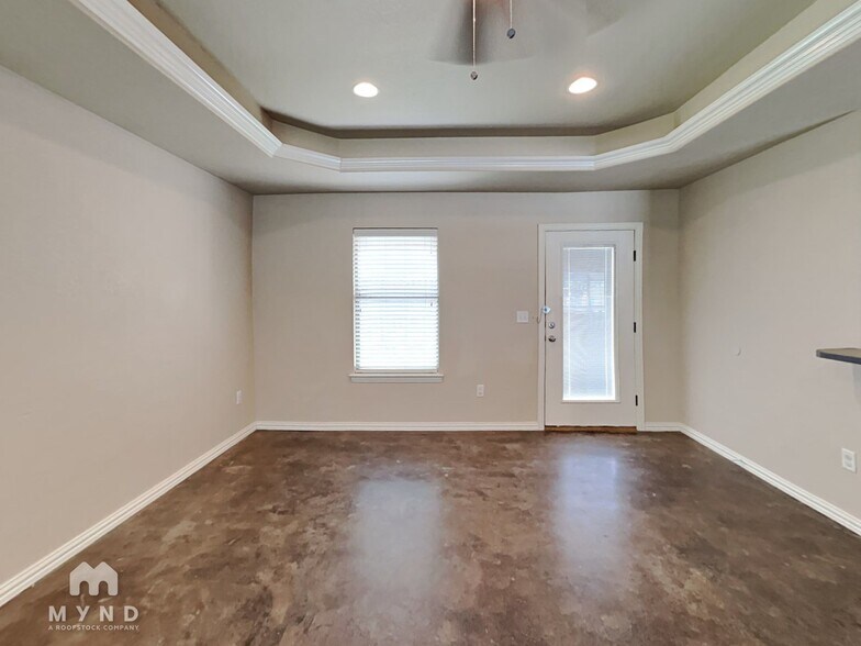 Building Photo - 122 Jolin Ln