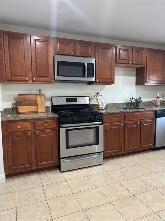 Building Photo - 146 Willow St