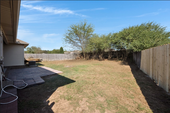 Building Photo - 472 Prairie Field Dr