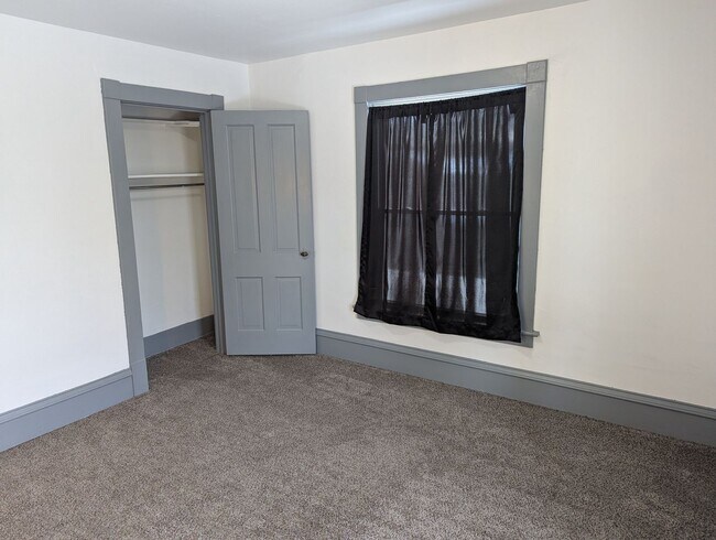 Building Photo - 299-301 Randolph Street