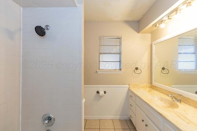 Building Photo - 5314 Briar St