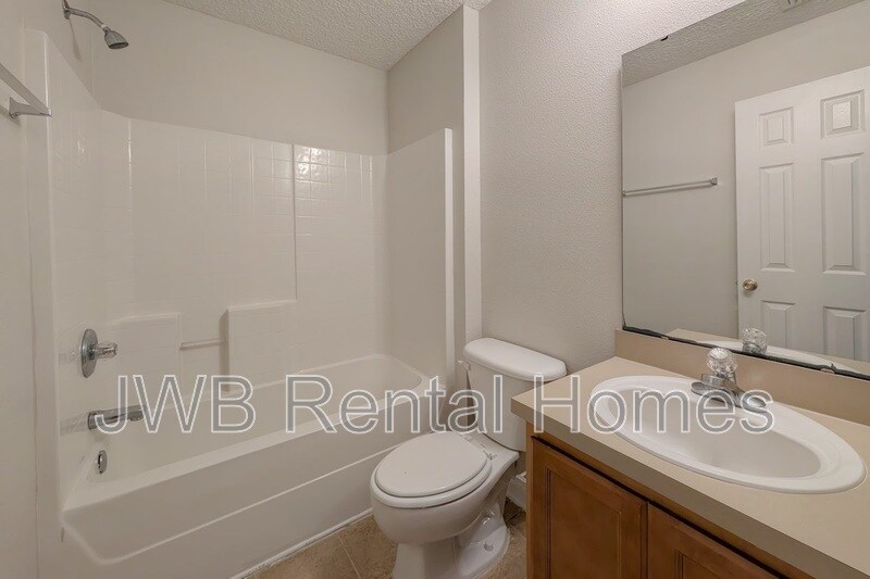 Building Photo - 8473 McGirts Village Ln