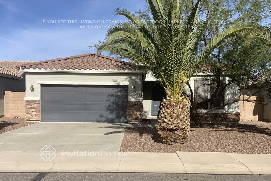 Primary Photo - 2186 W Agrarian Hills Dr