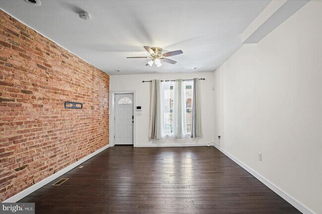Building Photo - 609 McKewin Ave