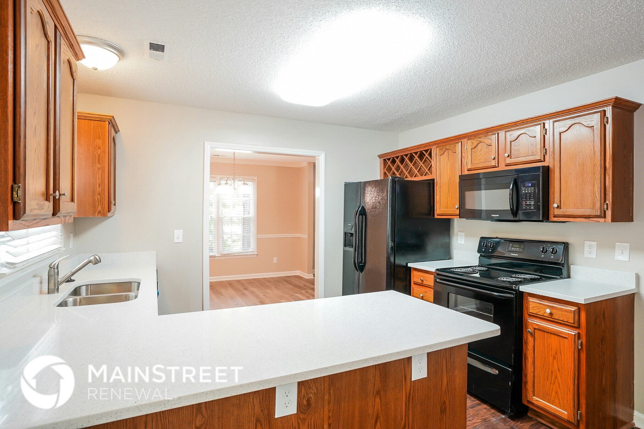 Building Photo - 3600 Hopper St