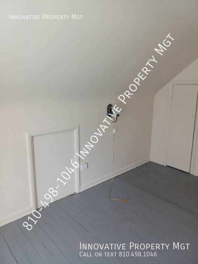 Building Photo - 1606 Cronk Ave