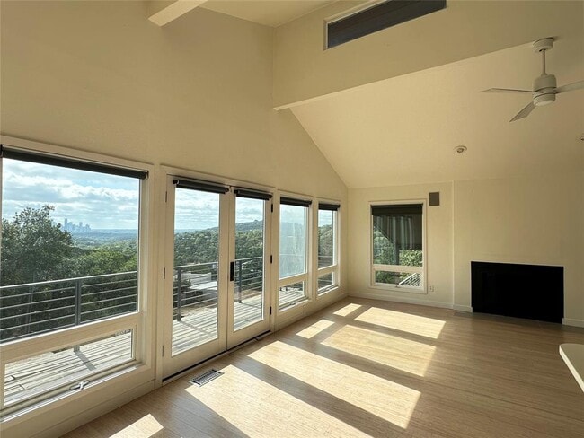 Building Photo - 5206 Scenic View Dr