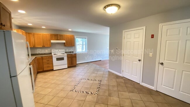 Building Photo - 308 Silver St