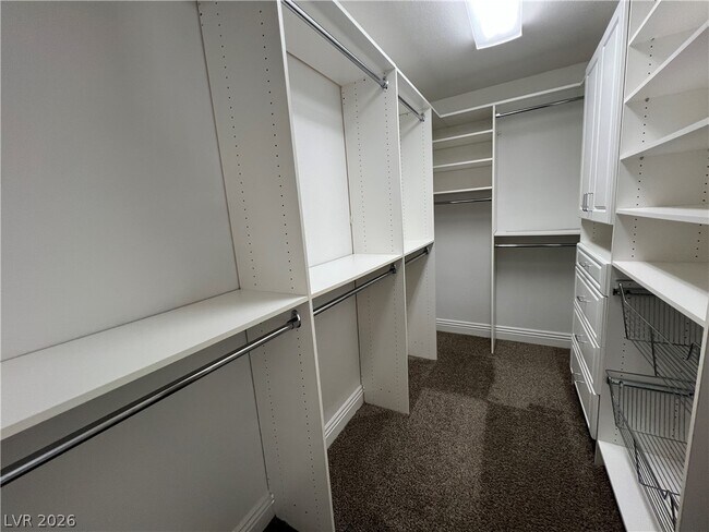 Building Photo - 9460 Glendora Valley St