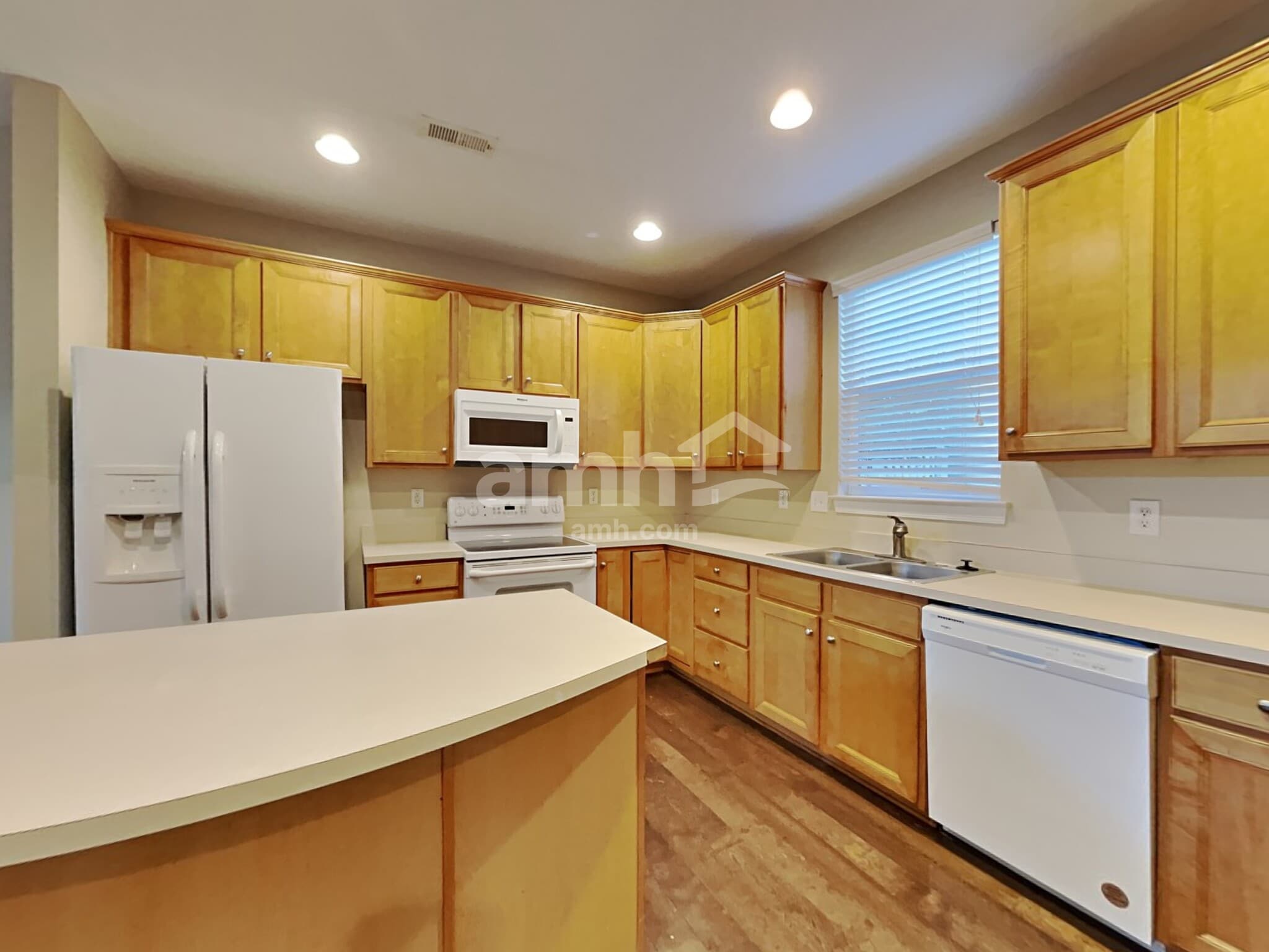 Building Photo - 15701 Seafield Ln