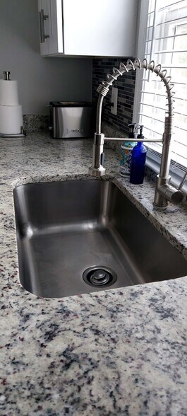 Building Photo - 446 N Loudoun St