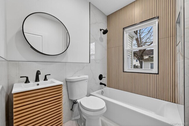 Building Photo - 60 Jeanibo Rd