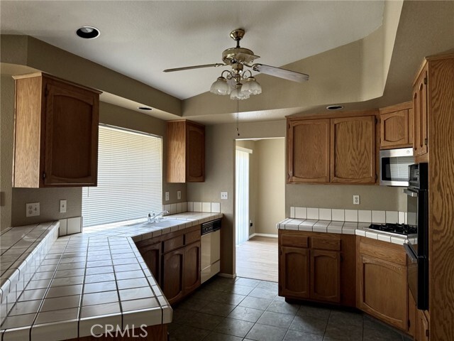 Building Photo - 29310 Jarrell Ct
