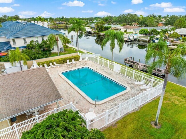 Building Photo - 6497 Cape Hatteras Way NE
