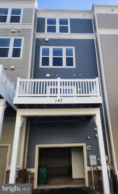 Building Photo - 147 Decoverly Dr