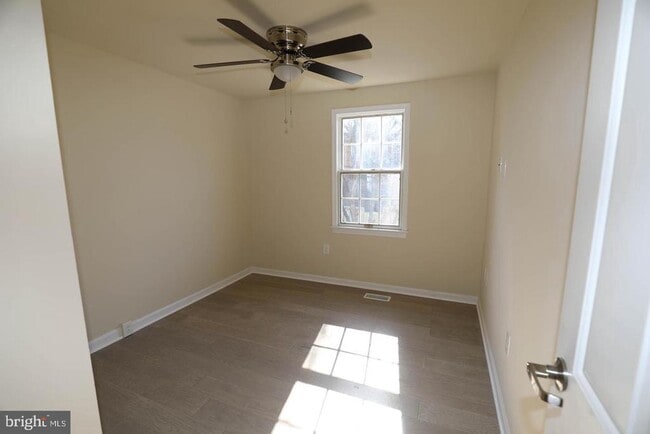 Building Photo - 8006 Harbor Pl
