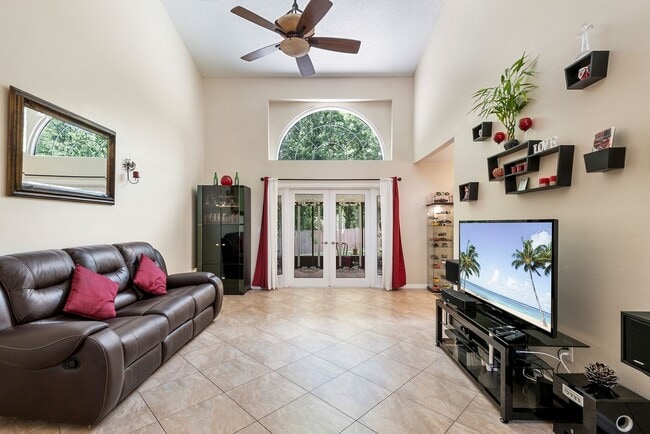 Building Photo - Gorgeous Home in Cypress Springs in Orland...