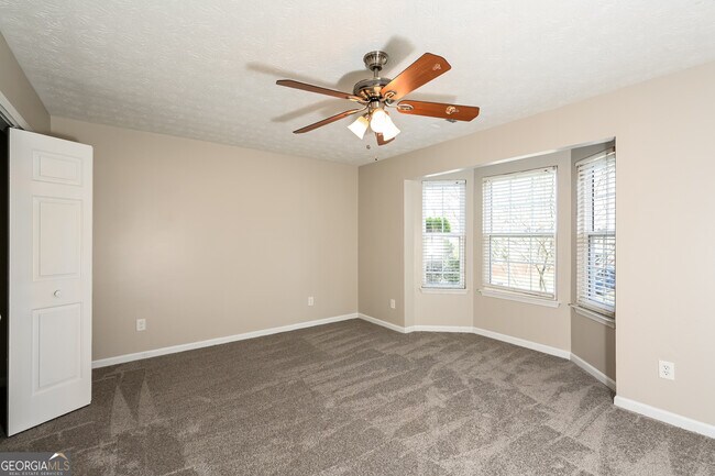 Building Photo - 4969 Wedgewood Pl